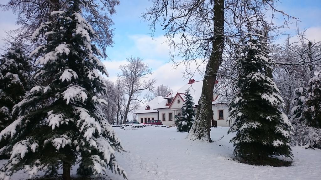 Dwor Osmolice *